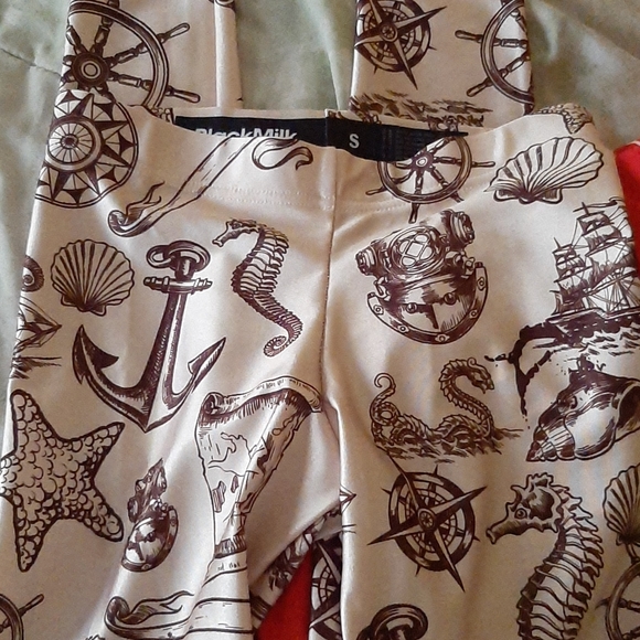 Blackmilk Pants - Blackmilk Aquatic Leggings